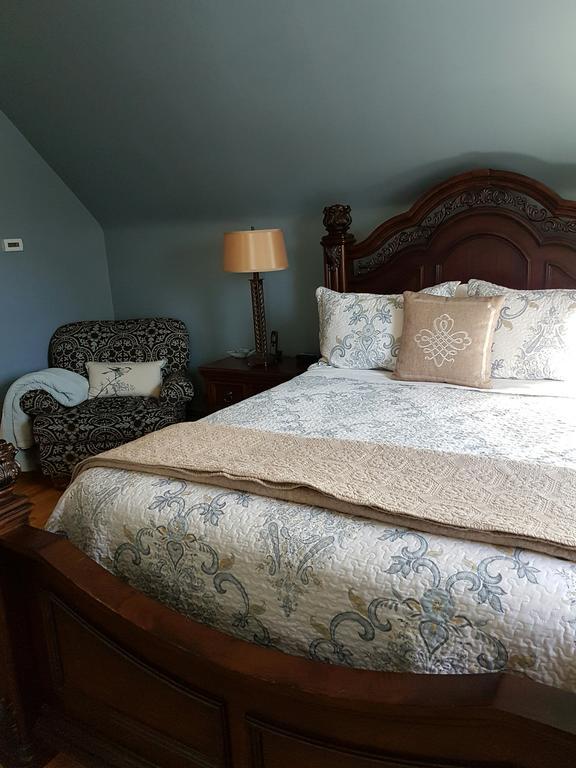 Quartermain House Bed & Breakfast Fredericton Ngoại thất bức ảnh